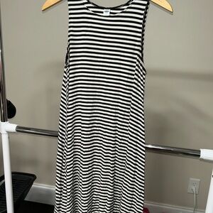 Old Navy Black and White Striped Midi Dress